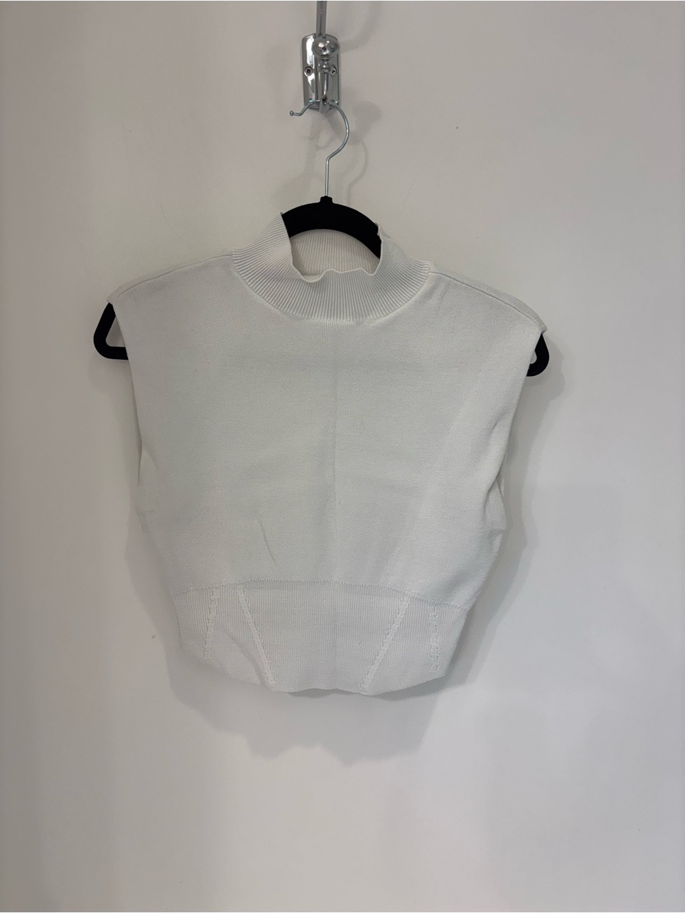Pilcro Sleeveless Cropped Mock Neck Tank - White